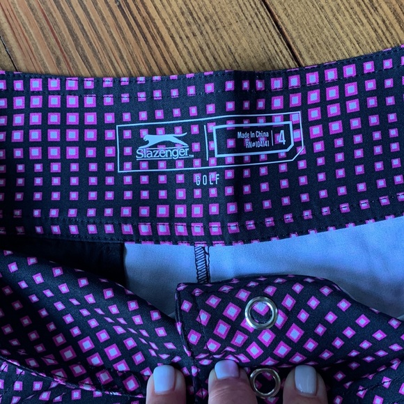 Ladies Golf Shorts Set - Picture 7 of 12